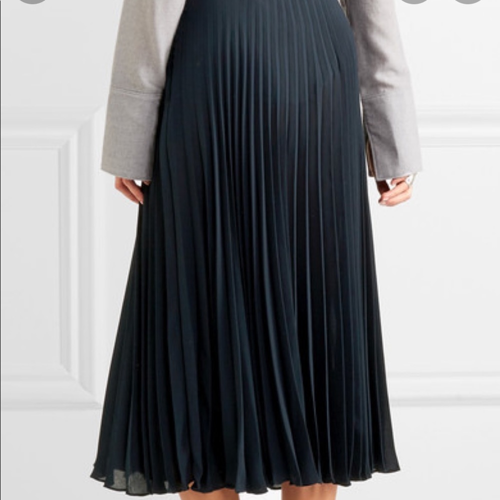 Vince Pleated Navy Blue Midi Skirt
